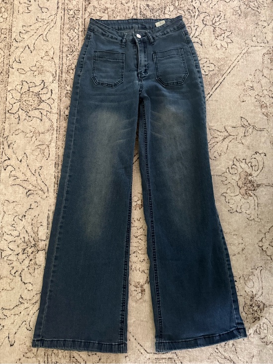 Denim - Women’s wide-leg patch-pocket jeans s in Dark Blue